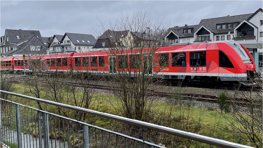Sonderzug ins Wiehltal – großer Bahnhof in Wiehl